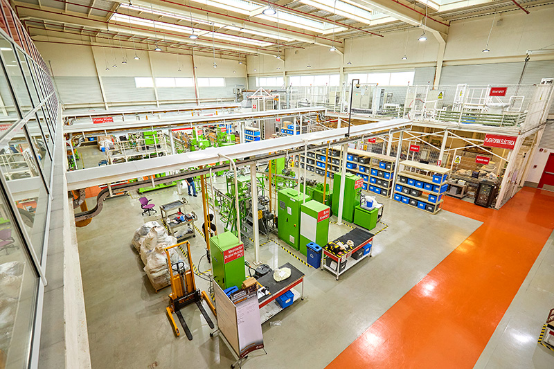 Instalaciones: El CETIV cuenta con equipos de última generación que posibilitan el desarrollo de nuevos productos.